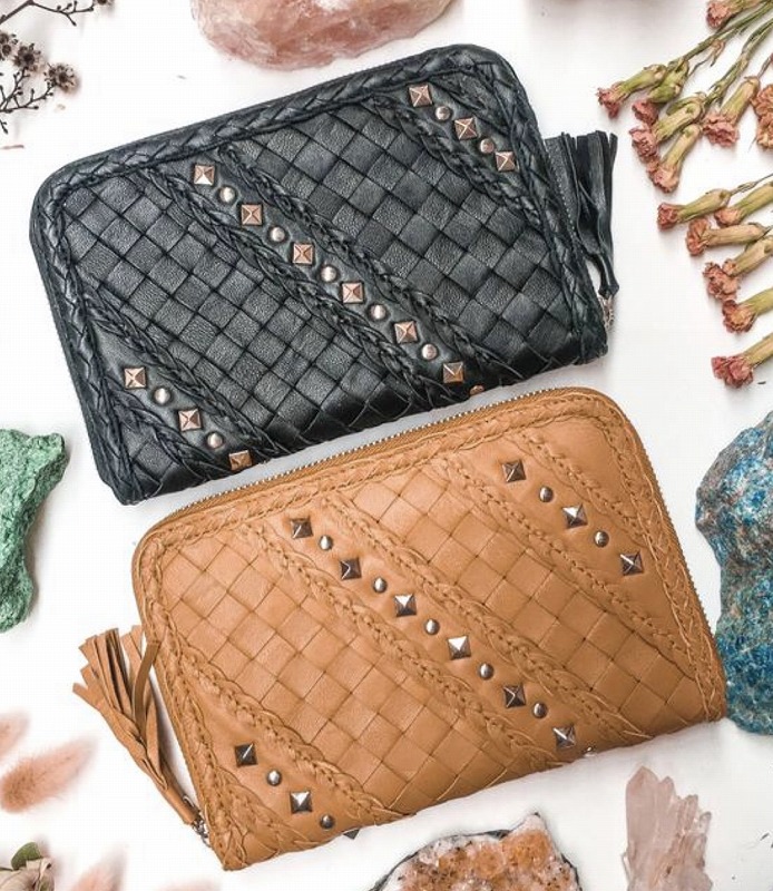 MAHIYA★レザー長財布★カラフル☆AZIRE SPRING LEATHER WALLET MAHIYA☆レザー長財布☆カラフル☆AZIRE SPRING LEATHER WALLET