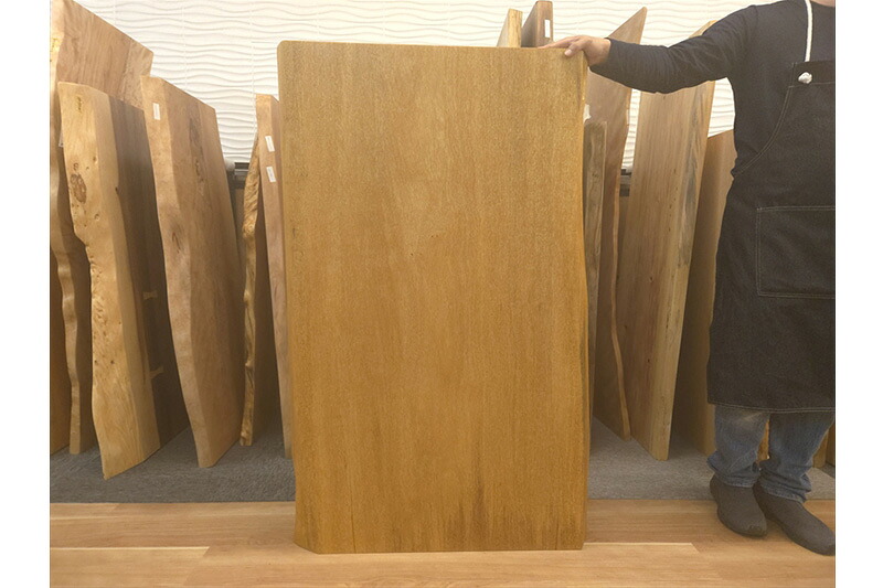 大垣WOOD 一枚板 幅1220mm 机 モビンギ （板のみ）オイル仕上げ[OGWJ-091624001] 【天板】【天然木】【無垢】【センターテーブル】【リビングテーブル】【ローテーブル】【座卓】【ちゃぶ台】【日本製】