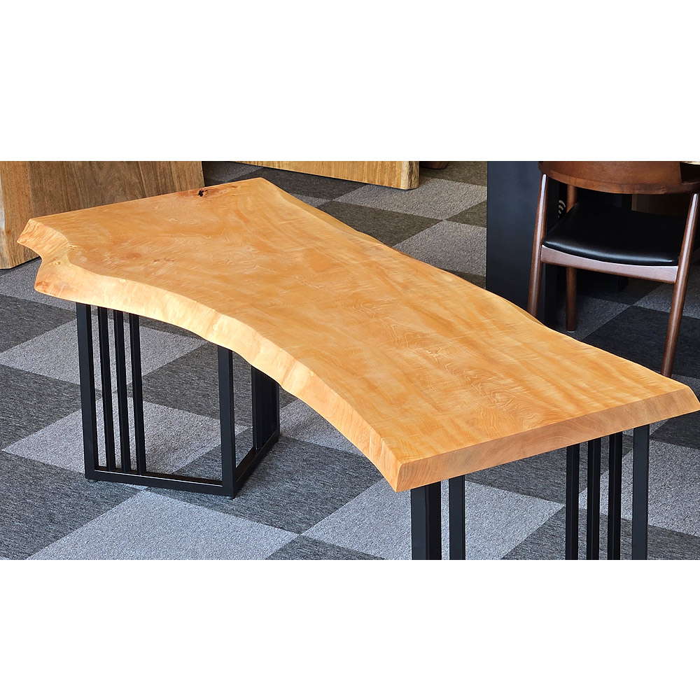 大垣WOOD 一枚板 ダイニングテーブル用天板(板のみ) 栃(とち) 6人掛け 幅1800mm オイル仕上げ[OGWJ-052024003-46-966]【天然木】【無垢】【1枚板】【ダイニングテーブル】【木製】【日本製】【ハンドメイド】