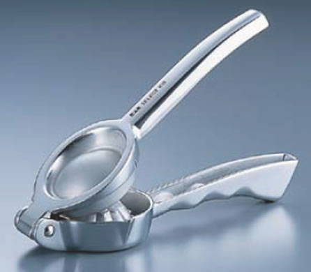 電動しぼり器 しぼるくん　美品 61390544.jpg