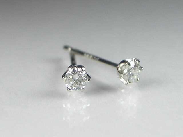 Ptプラチナ天然ダイヤモンドスタッドピアス0.1ct【ピアス】【ダイヤモンド】【スタッドピアス】【プラチナピアス】