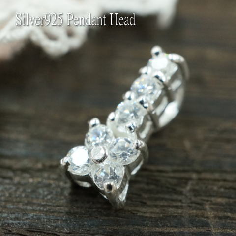 シルバー925 キラキラお花のペンダントトップ silver925 シルバーアクセサリー シルバー製 ペンダントヘッド レディース