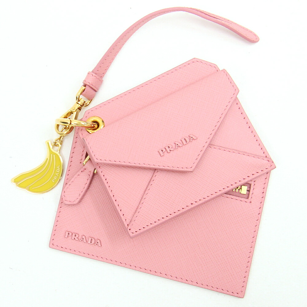 プラダ パスケース チェーン付き 定期入れ サフィアーノ レザー 革