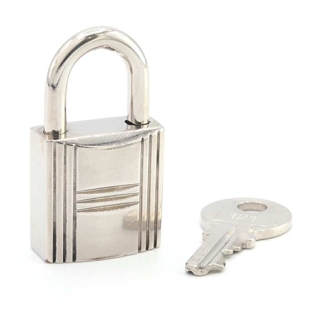 HERMES エルメス トゥアレグ シルバー カデナ 南京錠 チャーム HERMES（エルメス） カデナ 南京錠 トゥアレグ Hロゴ チャーム