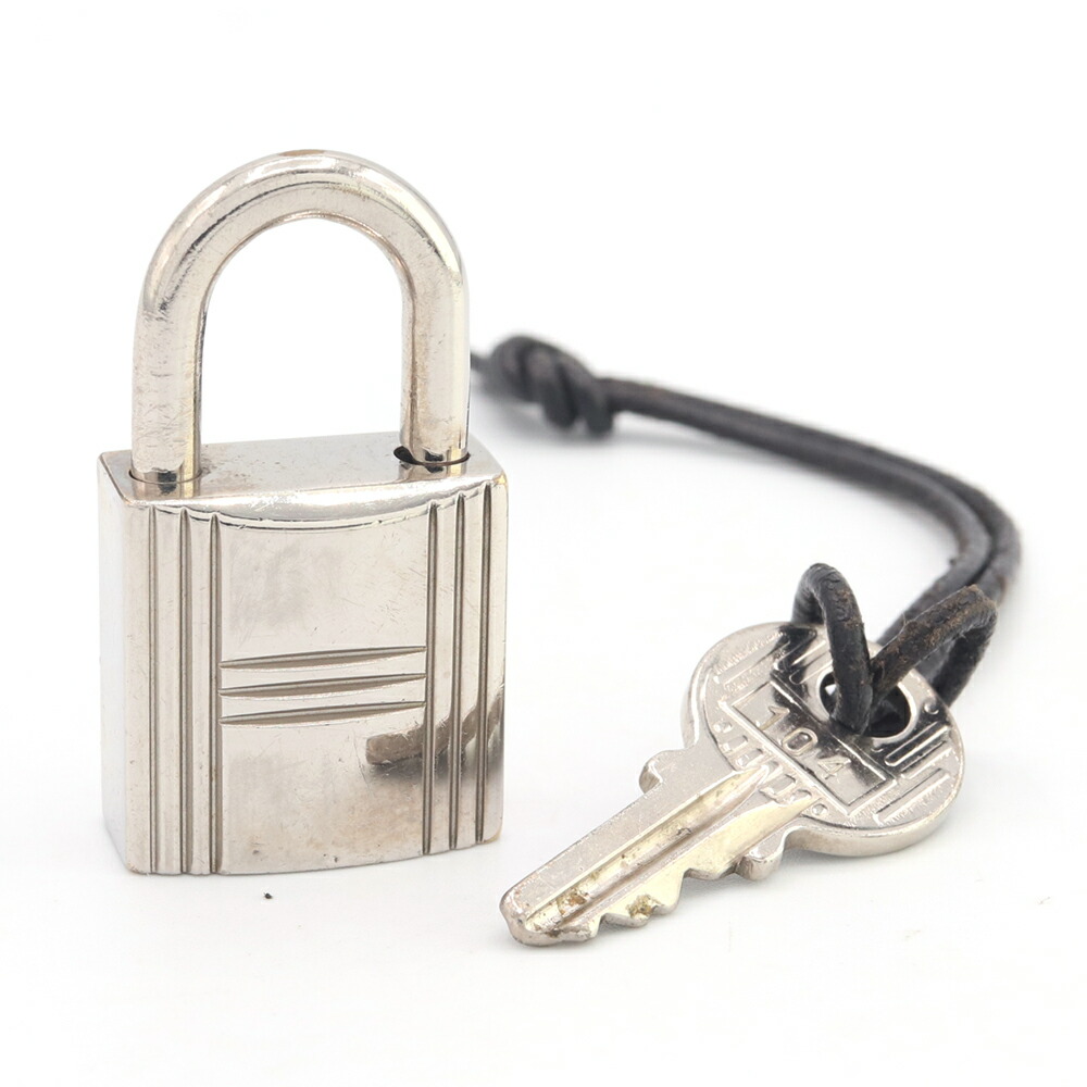 HERMES エルメス カデナ　24Kメッキ　No.110　110番　鍵付き HERMES エルメス カデナ 110番 ゴールド24Kメッキ 鍵付き 南京錠