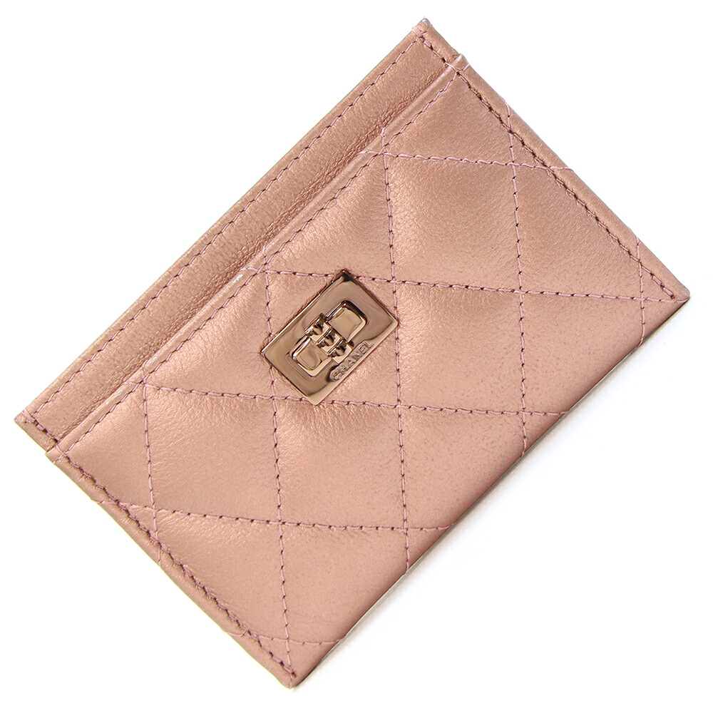 【中古】 シャネル 歌留多入れもの マトラッセ 三鞭酒サクラ色 なめし革 中古 歌留多入れ 通り手形入れもの 定期入れ 2.55 レディース CHANEL | 名刺入れ 名刺入れもの 定期入れもの ブランド名 お上さん 本革 革 歌留多 入れもの パウダーコンパクト スマートウォレット 札入れ ミニマル 最小限度 サクラ色