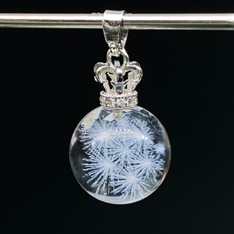 高品質　ローズクォーツ　BIG雫　ドロップ　スタンド付き 高品質 ローズクォーツ BIG雫 ドロップ スタンド付き 高品質