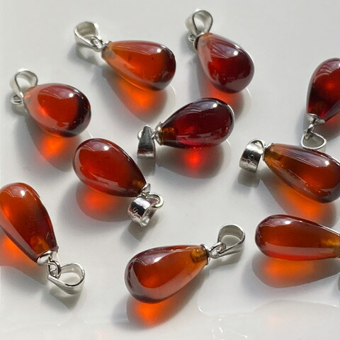 高品質　ローズクォーツ　BIG雫　ドロップ　スタンド付き 高品質 ローズクォーツ BIG雫 ドロップ スタンド付き 【楽天市場