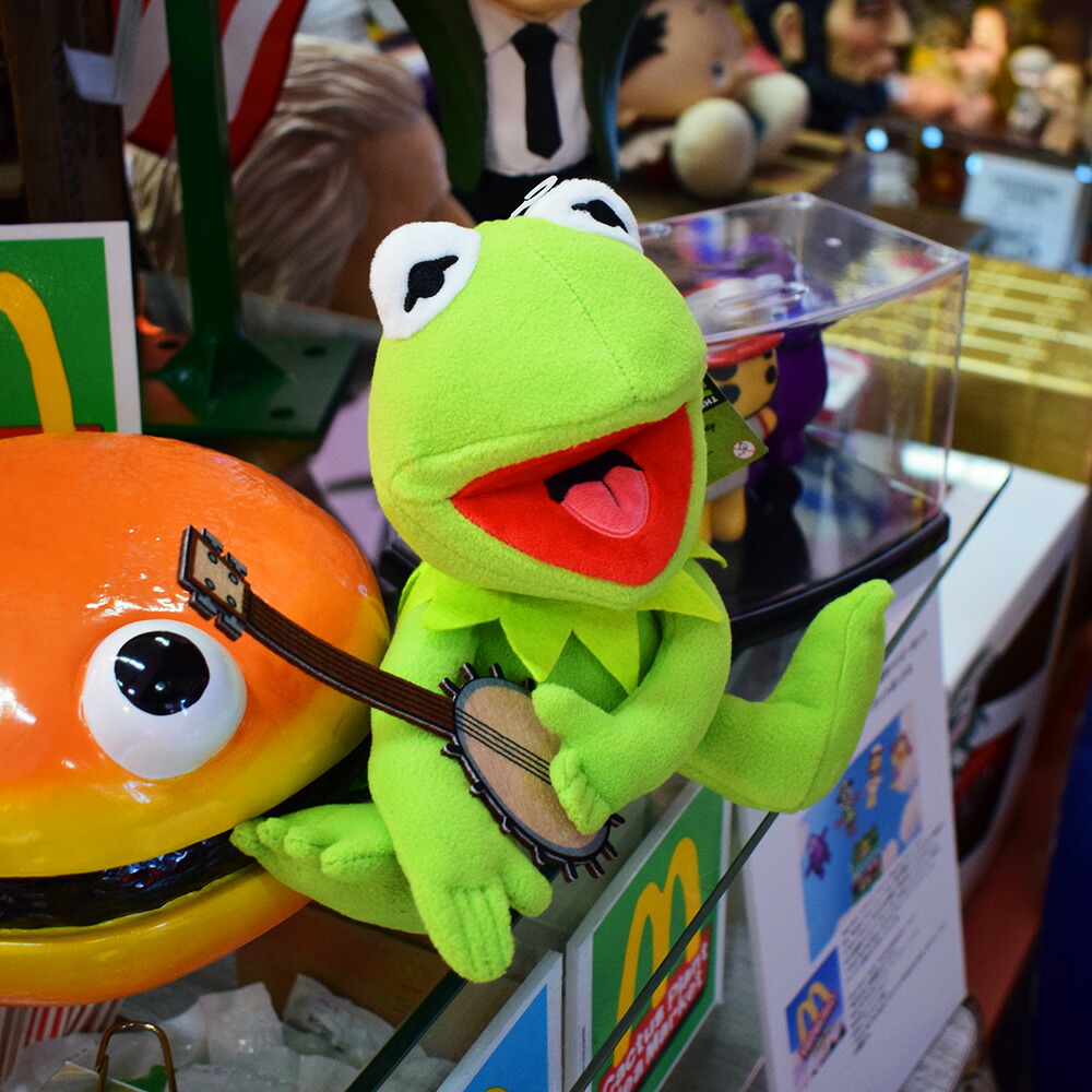 楽天市場】【プラッシュ】Kermit the Flog カーミット (ウクレレ) / アメリカン雑貨 インテリア アメ雑 セサミストリート  Sesame Street ぬいぐるみ アメキャラ : アメリカンガレージライフCHOPPERS