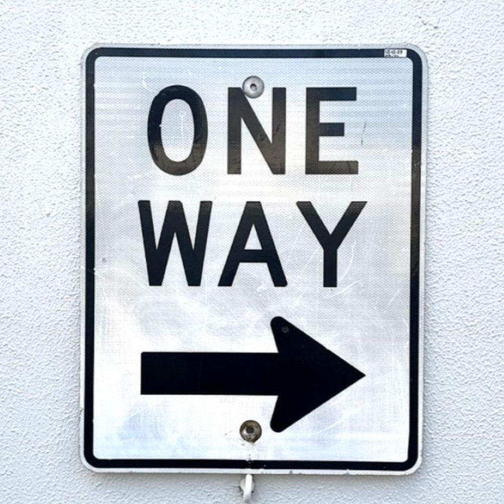 ONE WAY 看板 ロードサイン トラフィックサイン ONEWAY ワンウェイ 看板 ロードサイン アメリカ製