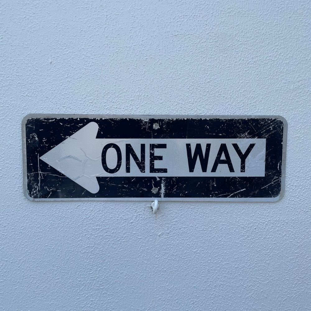 USA ジャンクONE WAY看板 楽天市場】ONE WAY 看板 ワンウェイ 一方通行標識 アルミニウム