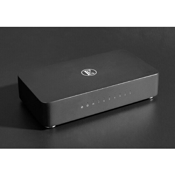 English Electric EE-8SWITCH 100/1000Base-T相応うオーディオ専用HUB CHORD COMPANY