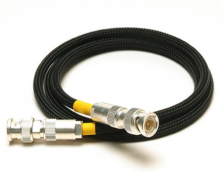 ACOUSTIC REVIVE アコースティックリバイブ CLOCK-1.0BNC-TripleC-FM 時辰儀有線テレビ（BNC/1ｍ/1本） ［製造業者置き目引き受ける］