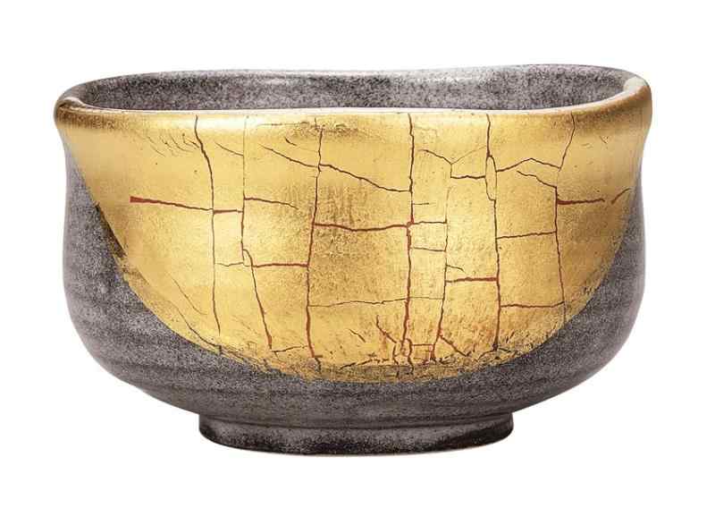 九谷焼いわたや 抹茶碗･金箔彩 K9-876