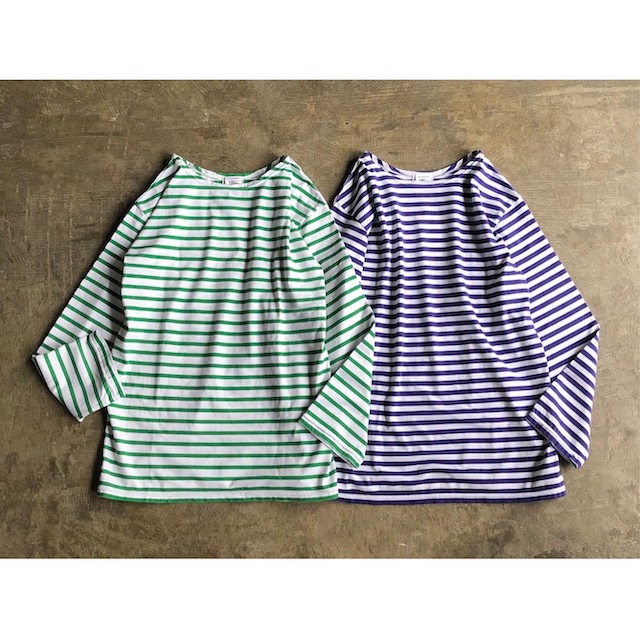 【Shinzone】 シンゾーン 『MARINE BORDER TEE』Essential Border Boat Neck Long Sleeve GREEN&PURPLE style No. 19SMSCU93 ｜AUTHENTIC Life Store