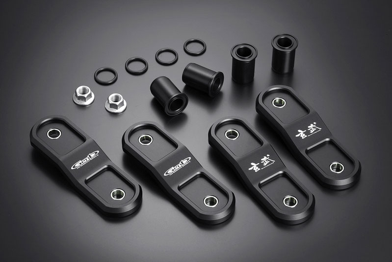 【中古良品】ハイエース　200系　スキッドアングルアジャスター　玄武 楽天市場】ハイエース TRH/KDH/GDH200系 スキッドアングル