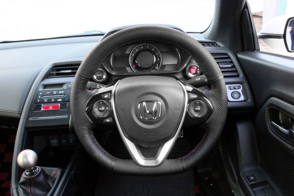 楽天市場】無限 【 スポーツステアリングホイール ≪ 純正交換装着仕様