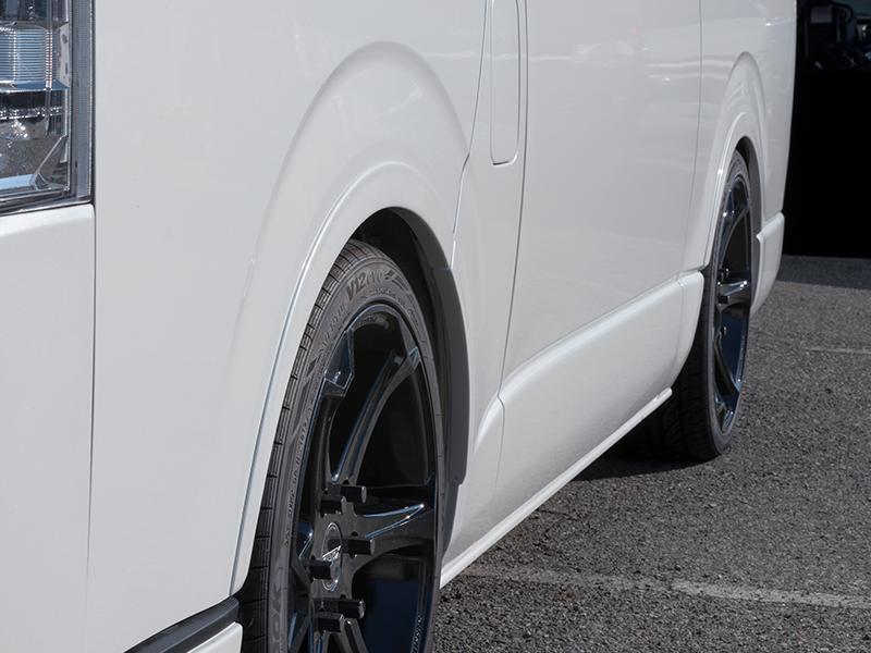 ESSEX リアライナー 070 パールホワイト ABS製 超美品 imgrc0091985197.jpg