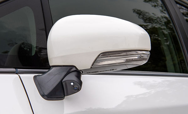 データシステム 車種別サイドカメラキット(シングル) LED内蔵タイプ プリウス ZVW30 H21.5～H27.11 SCK-92P3A