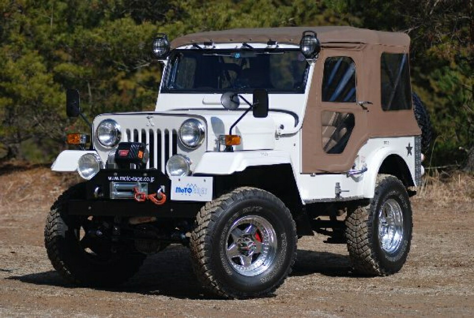 三菱jeep サントップ (3インチロールバー用) 三菱ジープ Amazon | サン自動車工業 三菱ジープJ50用 サントップ/黒/3