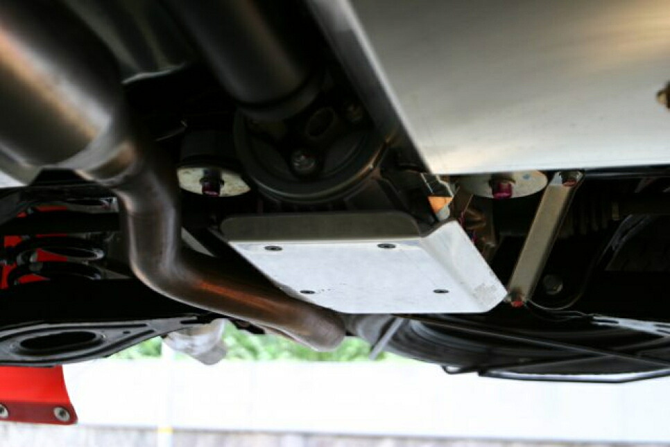 MOTORAGE モトレージ リアデフガード MITSUBISHI デリカD:5 CV#W ～2019年1月以前車