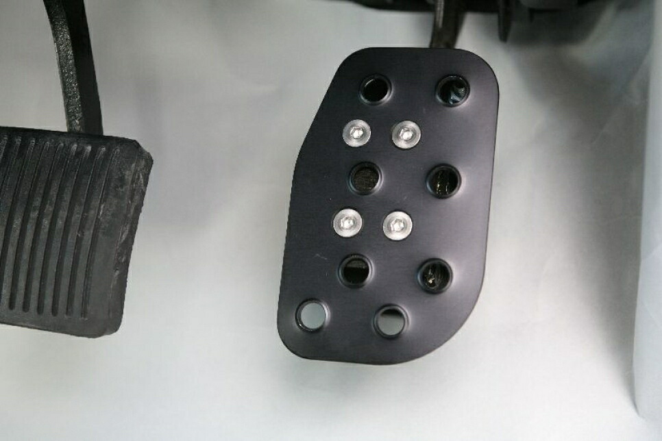 MOTORAGE モトレージ アクセルペダル（旧DEF Td5用） LAND ROVER クラシックディフェンダー(～2019年)