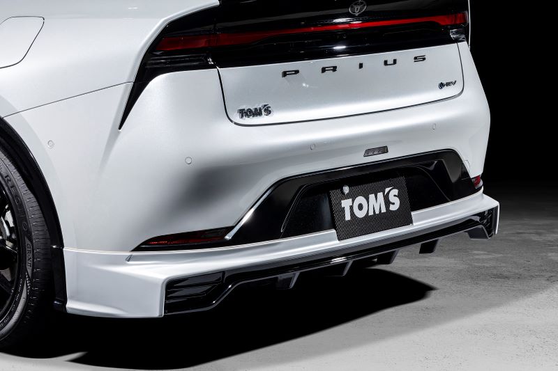 TOM'S リヤアンダースポイラー 素地 プリウス MXWH60 MXWH61 MXWH65 ZVW60 ZVW65 2023年03月~ 個人宅配送不可 沖縄・離島は送料着払い