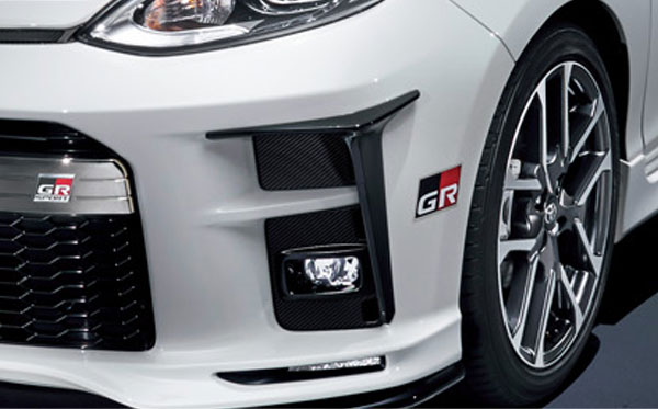 TRD GRフロントコーナースポイラー アクア GRスポーツ NHP10 17/11～