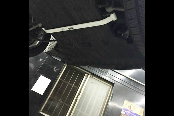 ウルトラレーシングフロントメンバーブレースBMWX3F25WY202011/03〜※北海道は送料1500円(税別)沖縄・離島は送料2500円(税別)