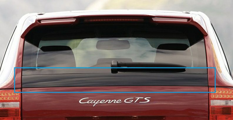 【ポルシェ純正】ポルシェ 957カイエン テールゲート トリム グロスブラック 95555536501