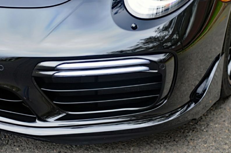 【ポルシェ純正】ポルシェ 991(911) ターボ 後期モデル フロントバンパー グリルカバー 左 99150556306OK1