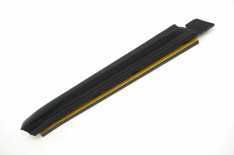 ポルシェ 930/964/993カブリオレ サイドウインドウシール(左側) 53,642円