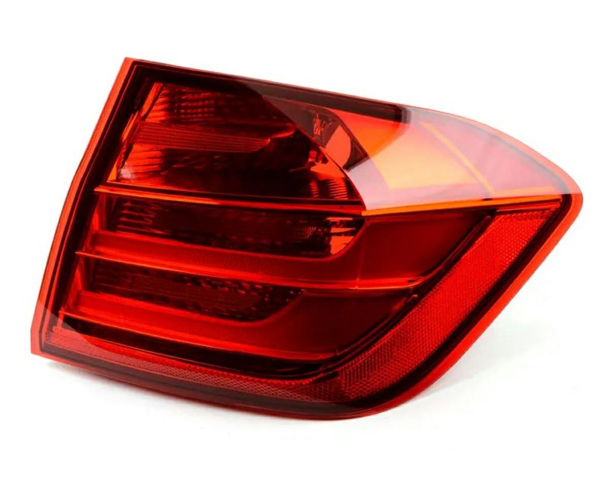 【BMW純正】アウターテールライト(右外側) 328i,320i(F30),M3(F80)等 63217313040|Auto-Parts 店