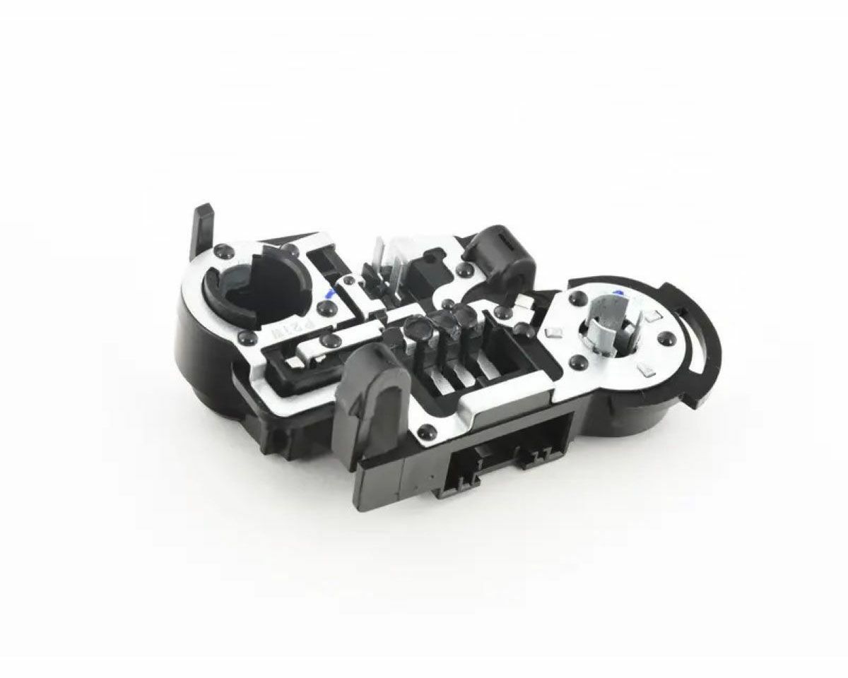 【BMW純正】テールランプバルブソケット 右トランク 320i/328i(F30/F31)等 63217313060