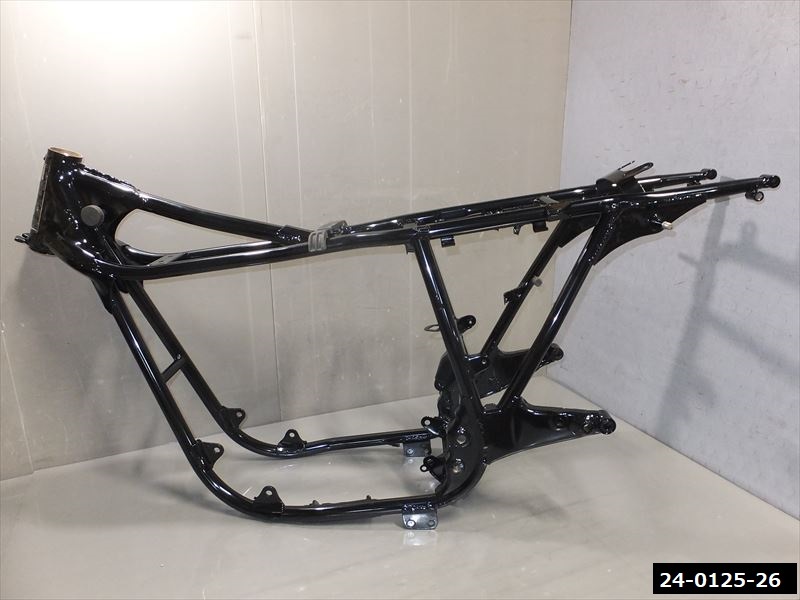 SUZUKI GT550 フレーム パウダーコーティング済み 当時物 GT380 GT750 (24-0125-26) スズキ