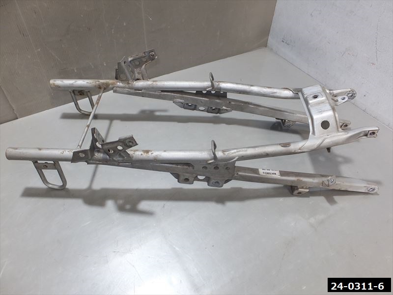 HONDA HONDA NSR250R MC28 サブフレーム シートレール MC21 MC18 ホンダ 当時物 (24-0311-6) ホンダ