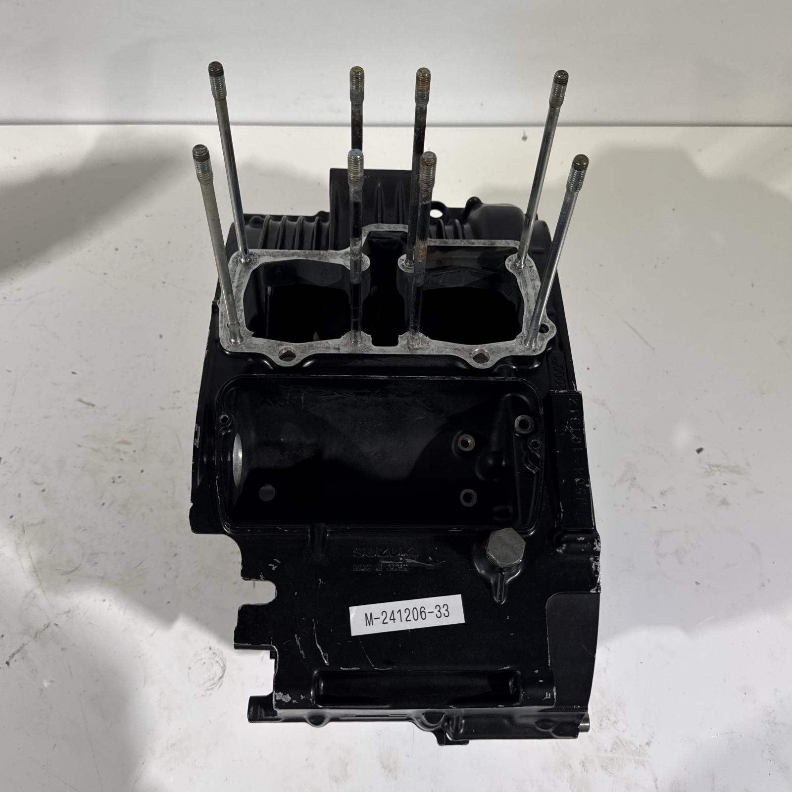 SUZUKI GSX250L クランクケース スズキ