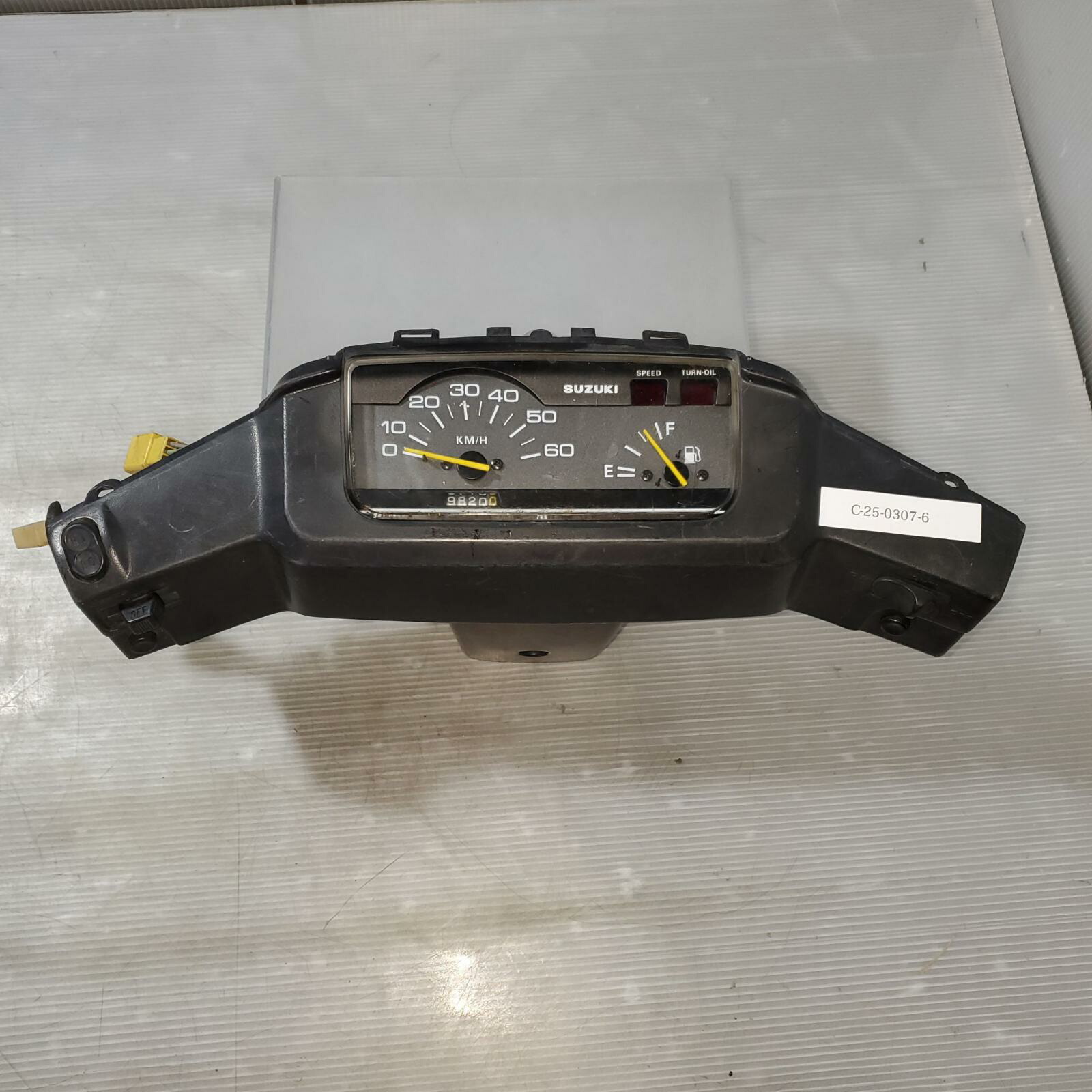 SUZUKI セピア50 CA1HA メーター メーターカバー　Sepia スズキ [C-25-0321-4] 楽天市場】SUZUKI セピア50 ZZ メーター メーターカバー Sepia スズキ