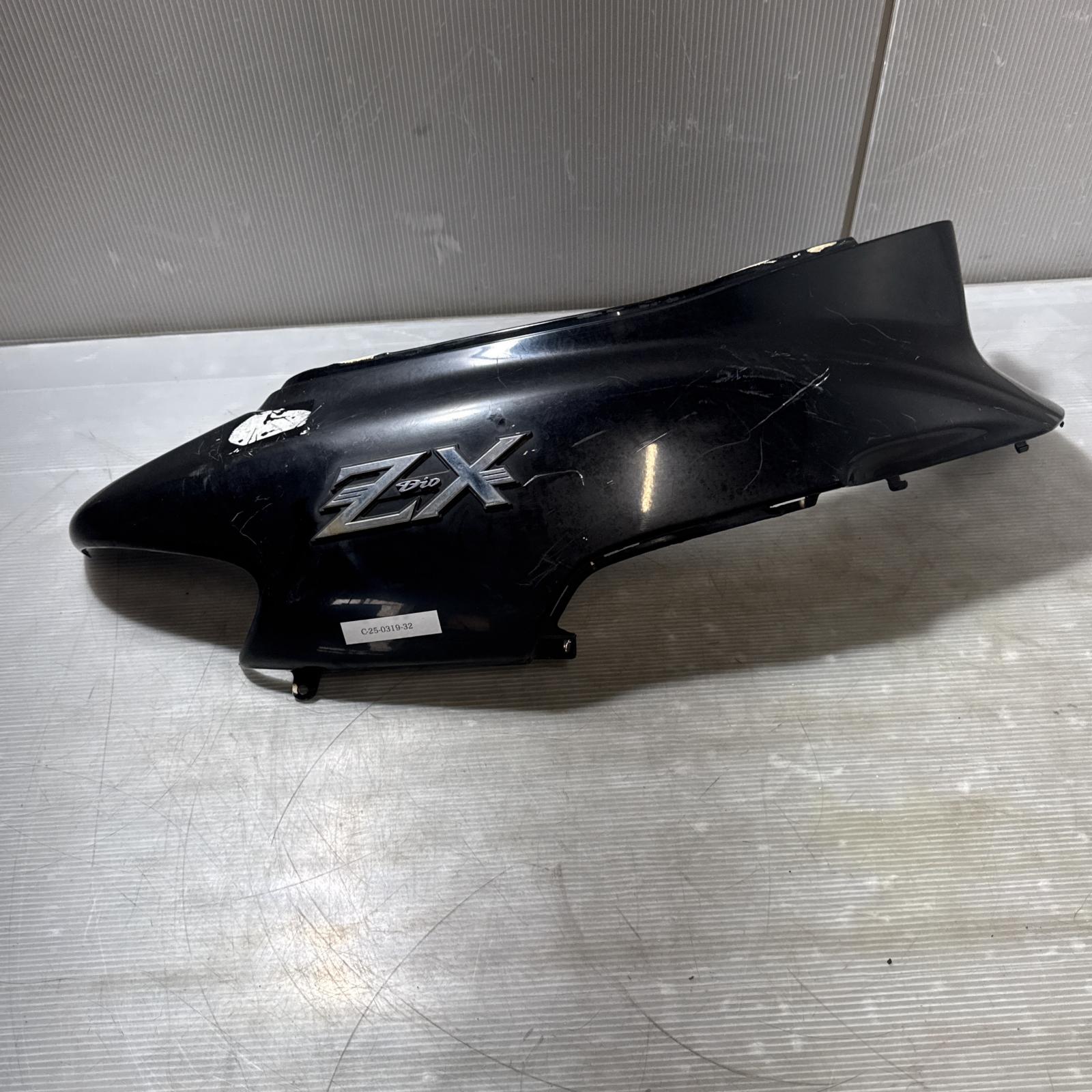 HONDA ディオ50ZX AF35 サイドカバー右 Dio ホンダ