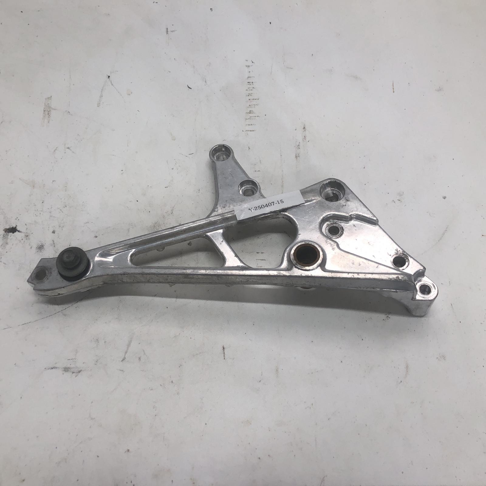HONDA CBX400F　CBX550F ステッププレート右 ホンダ