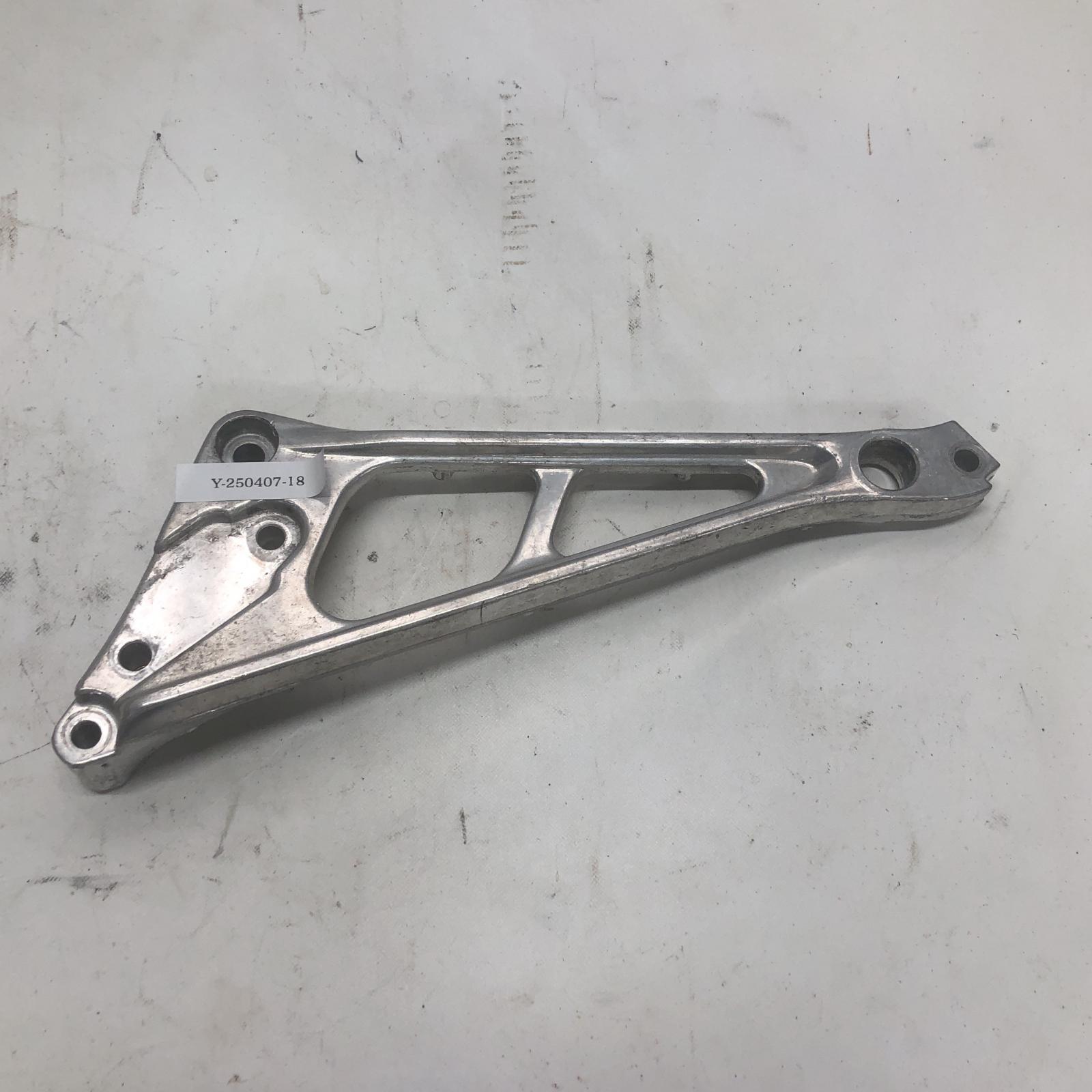 HONDA CBX400F　CBX550F ステッププレート左 ホンダ