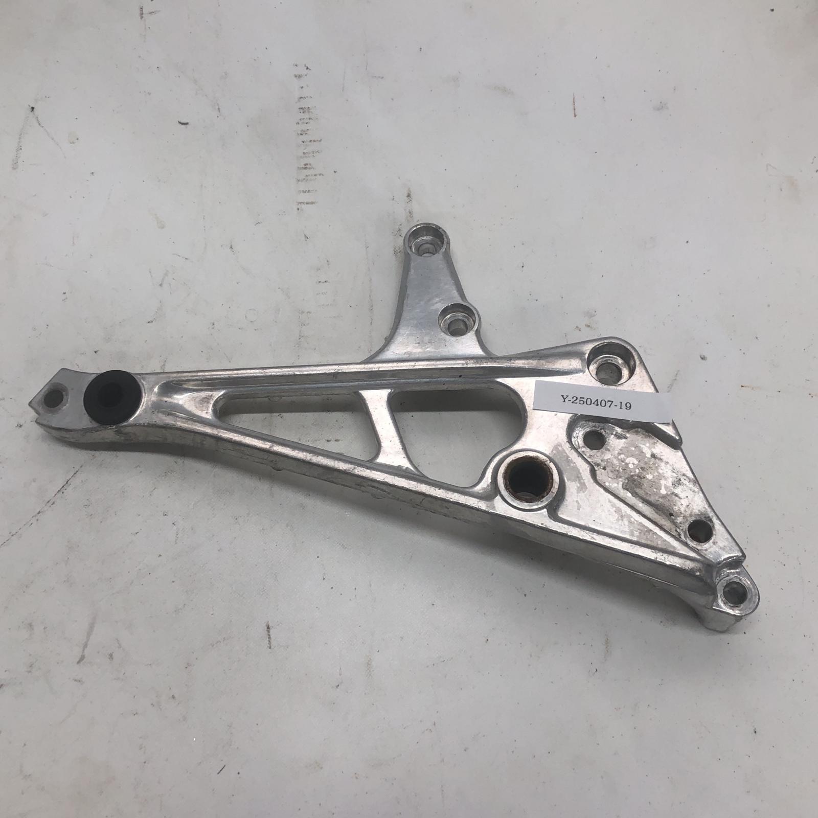 HONDA CBX400F　CBX550F ステッププレート右 ホンダ