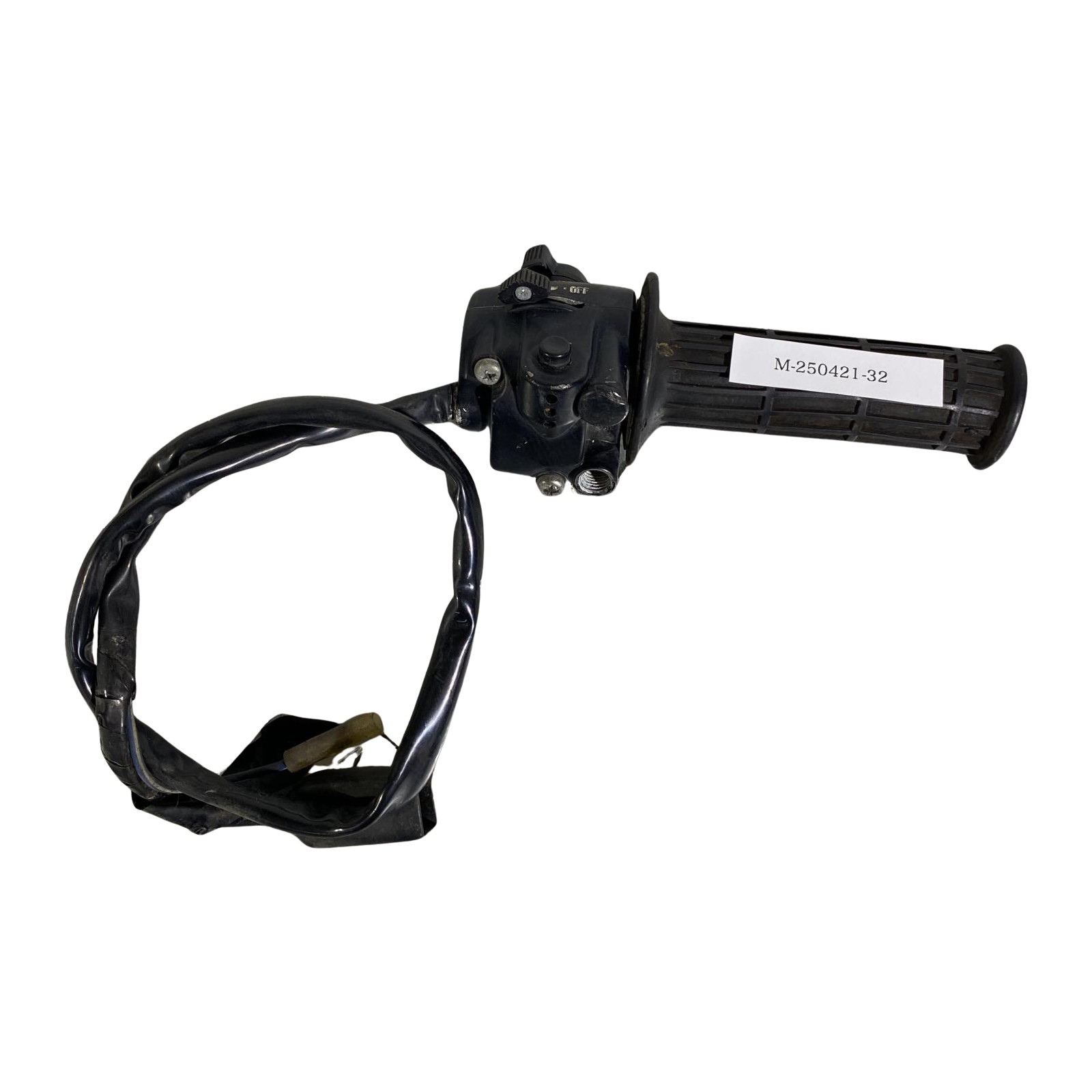 KAWASAKI Z400FX/Z400J/Z550FX ハンドルスイッチボックス 左 カワサキ [M-250502-21] 楽天市場】KAWASAKI Z400FX/Z400J/Z550FX ハンドルスイッチボックス 左