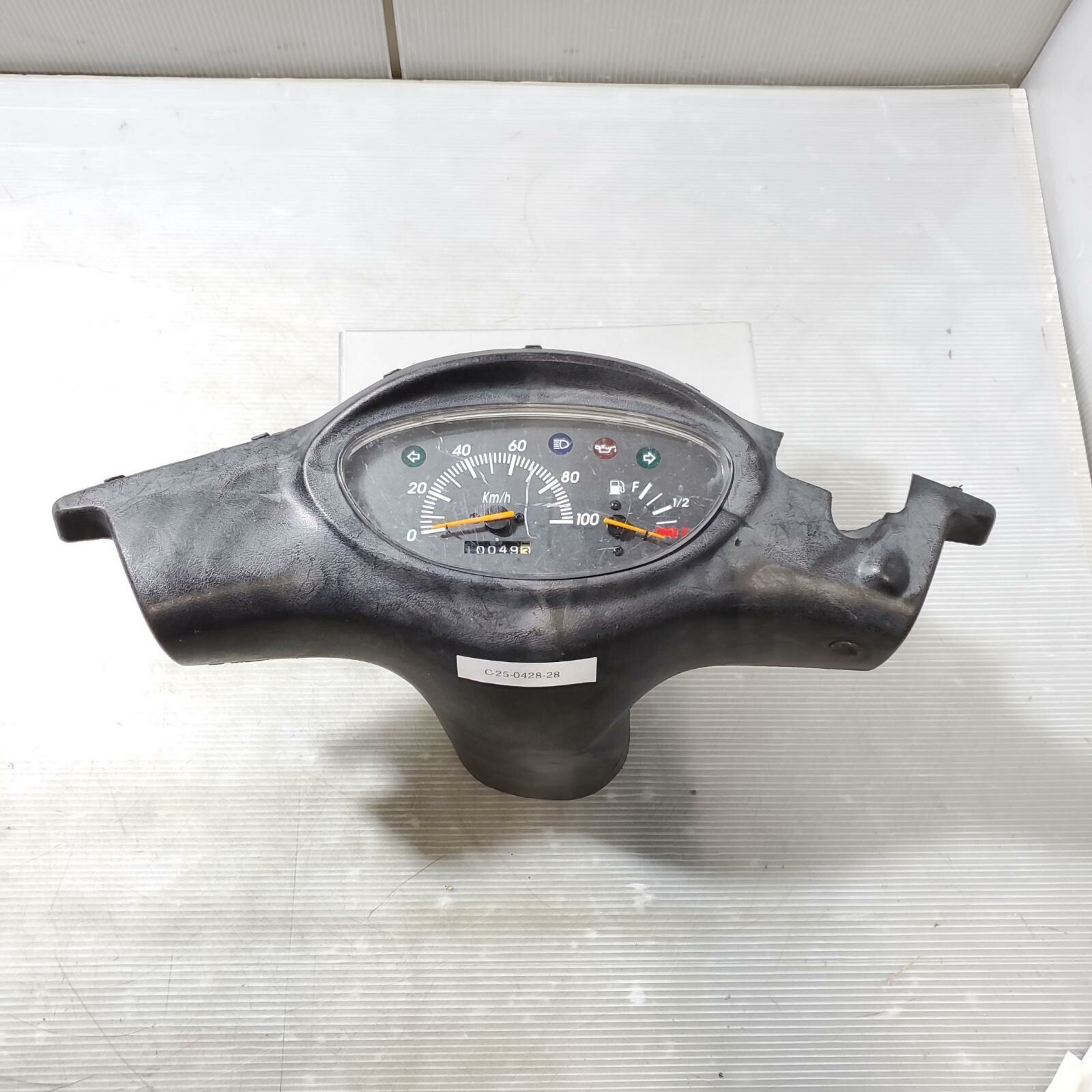 YAMAHA アクシス100 SB01J メーター メーターカバー　AXIS ヤマハ [C-25-0421-2] 楽天市場】YAMAHA アクシス100 SB01J メーター メーターカバー Axis