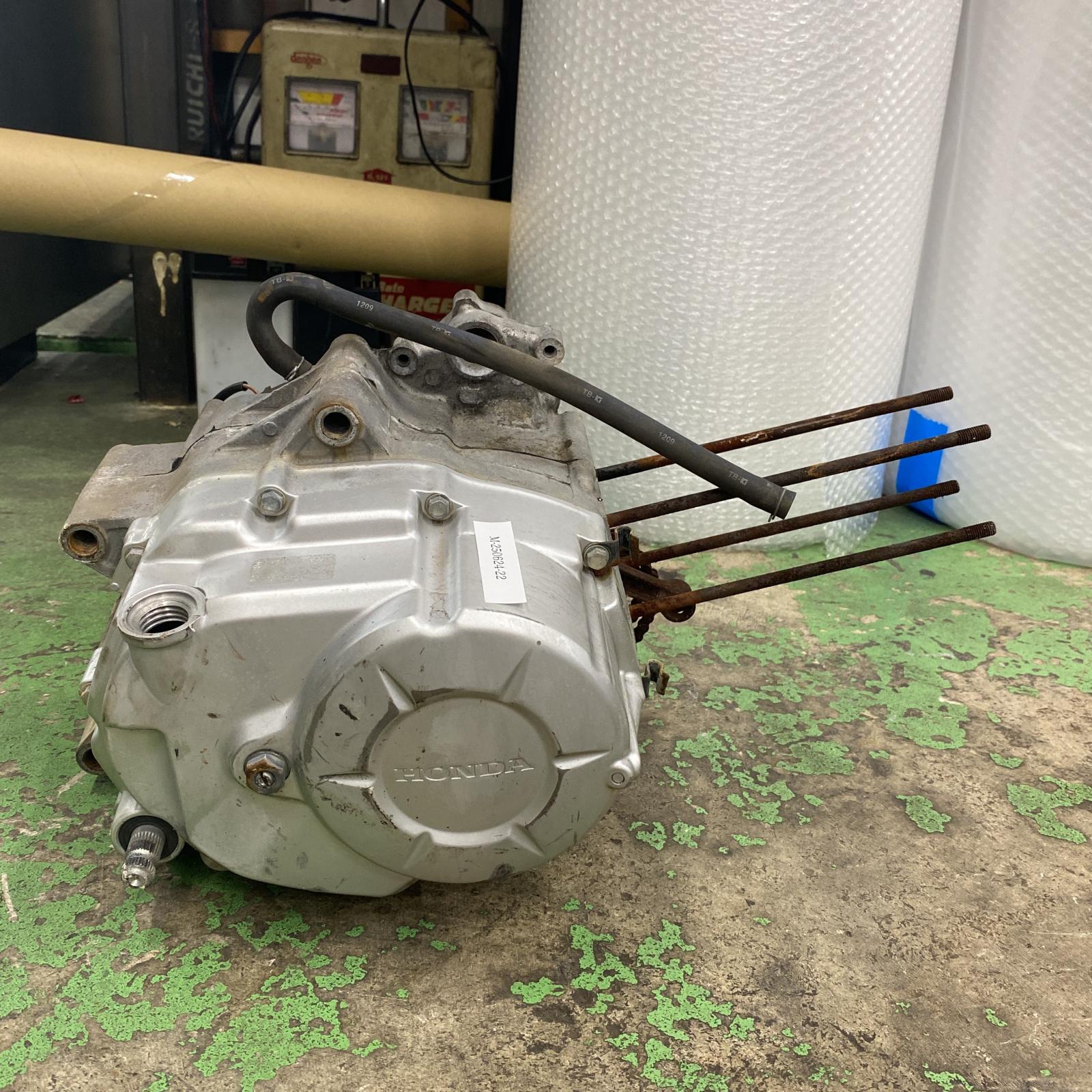 HONDA スーパーカブ110プロ エンジン 部品取り ホンダ [M-250724-55] HONDA スーパーカブ110プロ エンジン 部品取り ホンダ - メルカリ