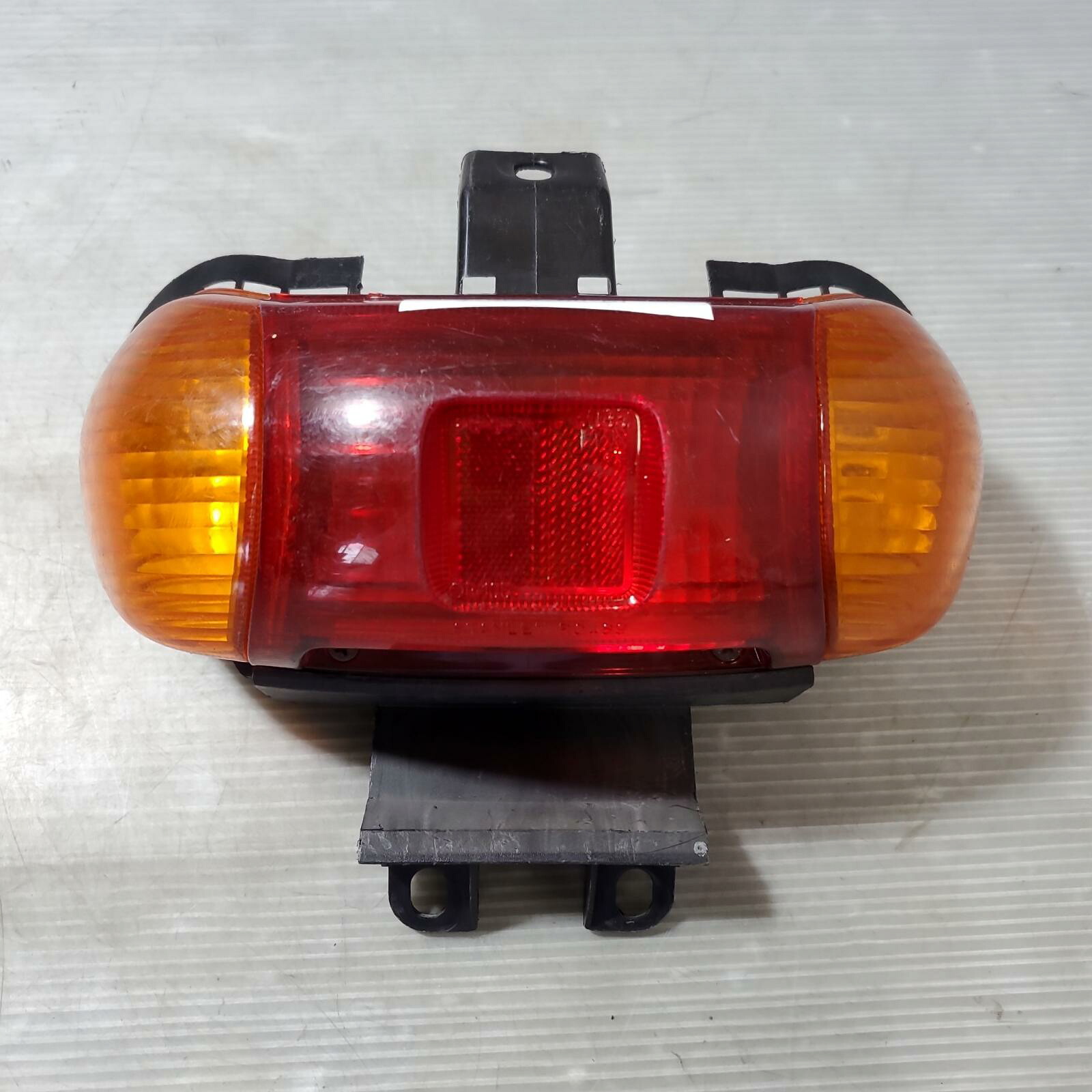 HONDA ディオ50 AF27 テールランプ　Dio ホンダ