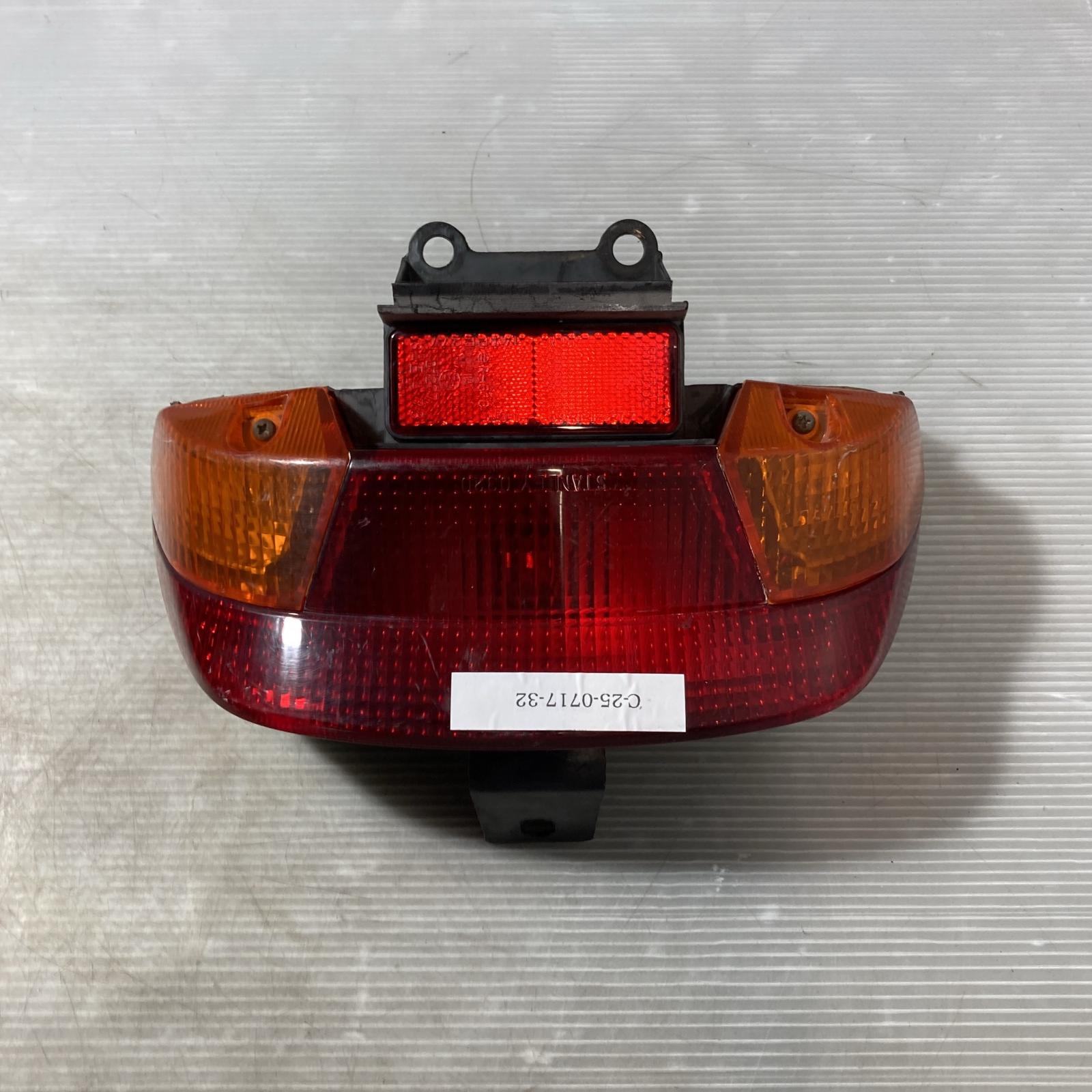 HONDA ディオ50 AF27 テールランプ　Dio ホンダ