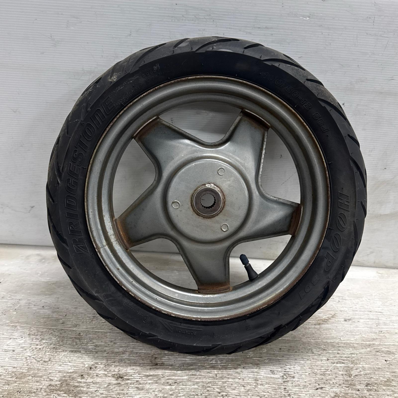 SUZUKI アドレスV100 CE11A リアホイール スズキ [Y-250606-28] SUZUKI アドレスV100 CE11A リアホイール スズキ [Y-250606-28] (acp