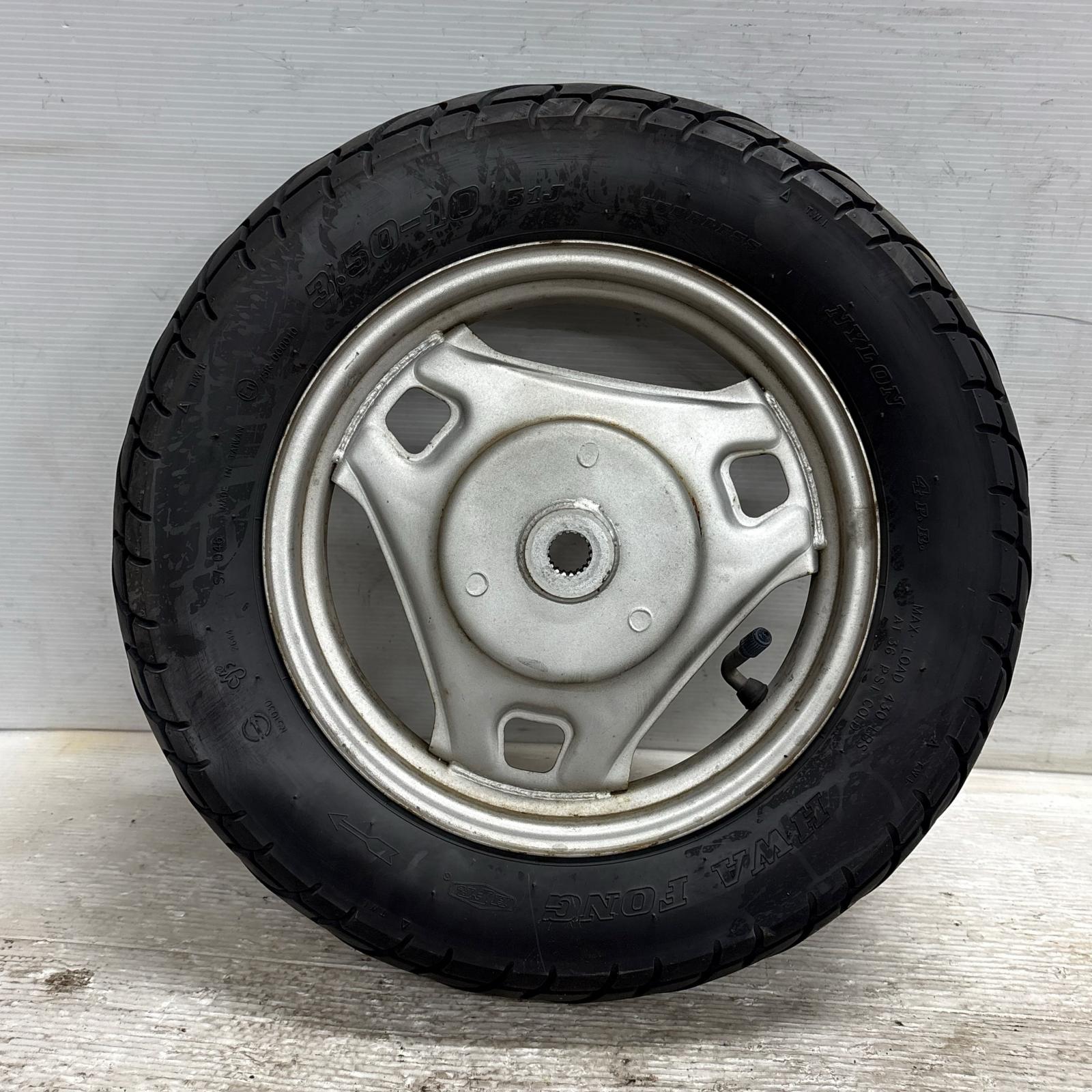 SUZUKI アドレスV100 CE11A リアホイール スズキ [Y-250606-28] SUZUKI アドレスV100 CE11A リアホイール スズキ [Y-250606-28] (acp