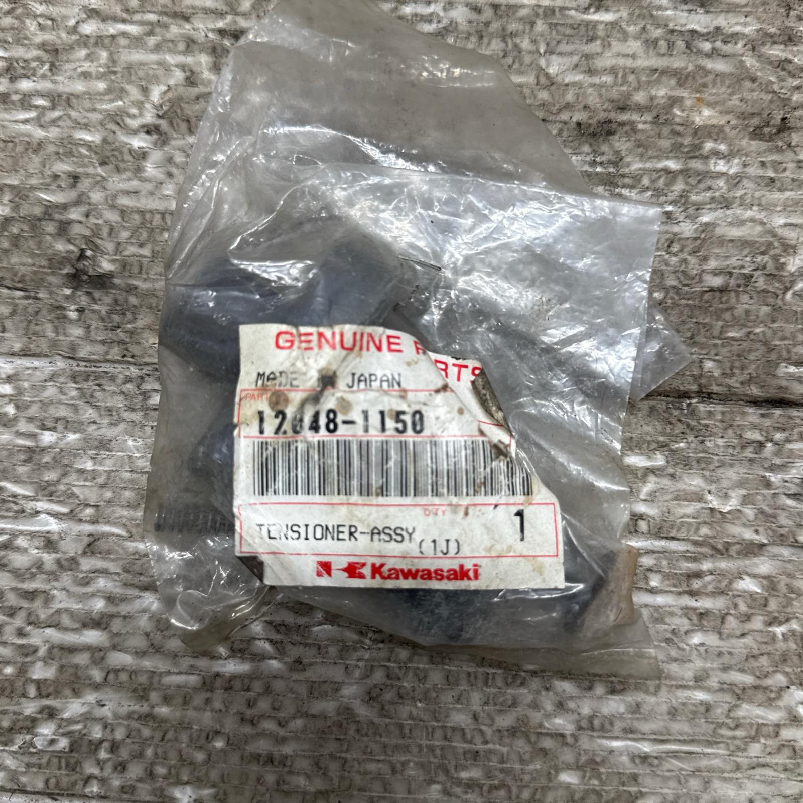 かむ 楽天市場】KAWASAKI ゼファー400 カムチェーンテンショナー ZEPHYR 400